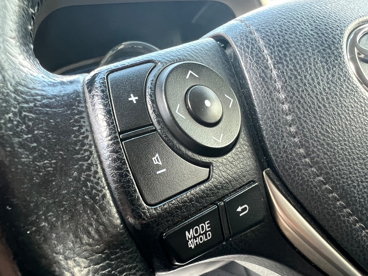 Toyota RAV4 - фото 21