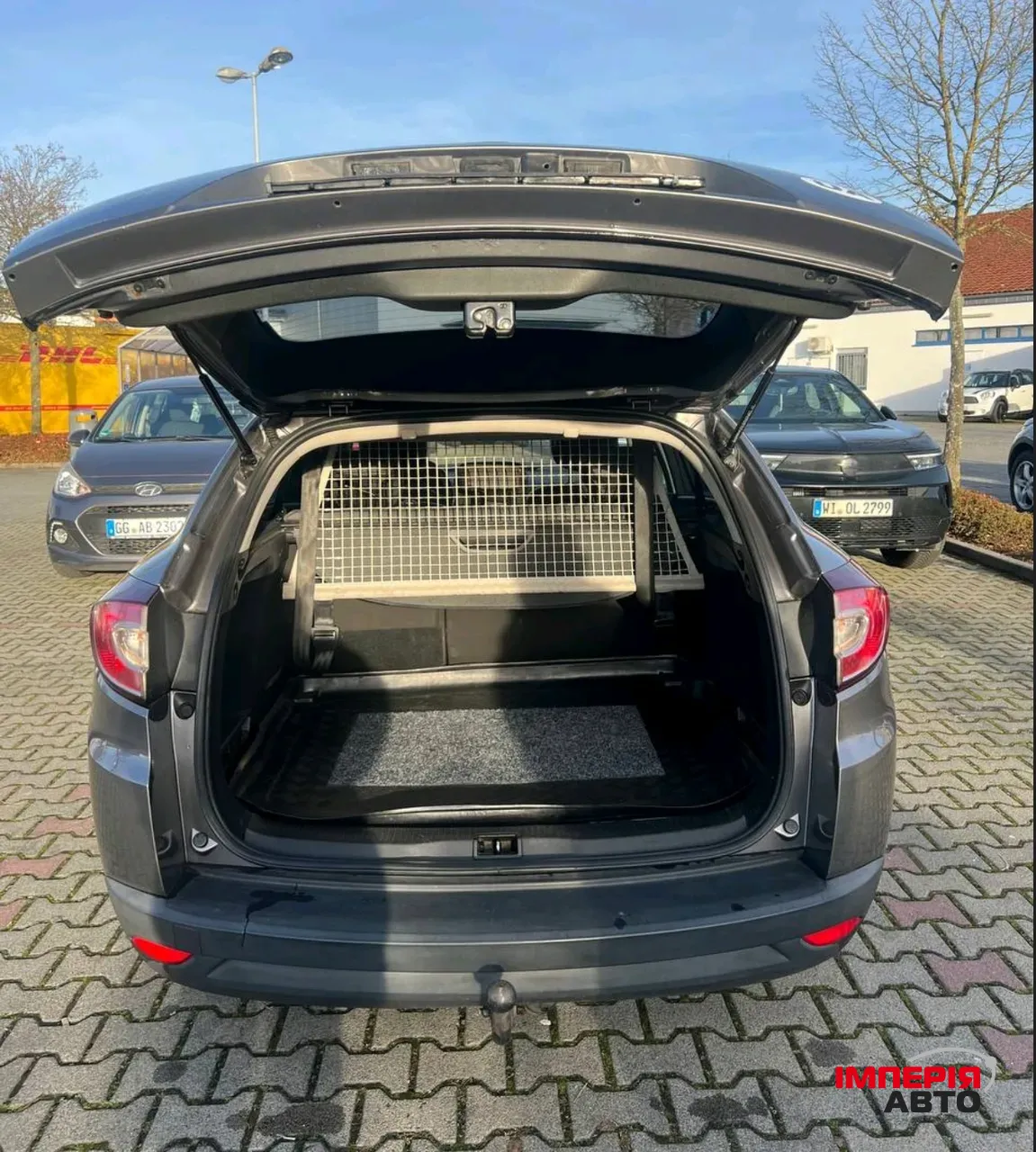 Renault Megane - фото 19