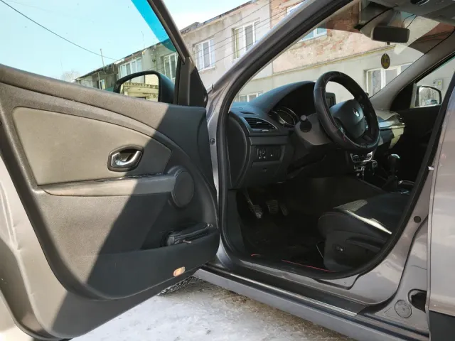Renault Megane - фото 5