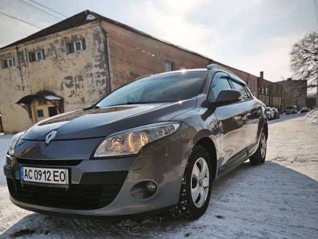 Renault Megane - фото 2
