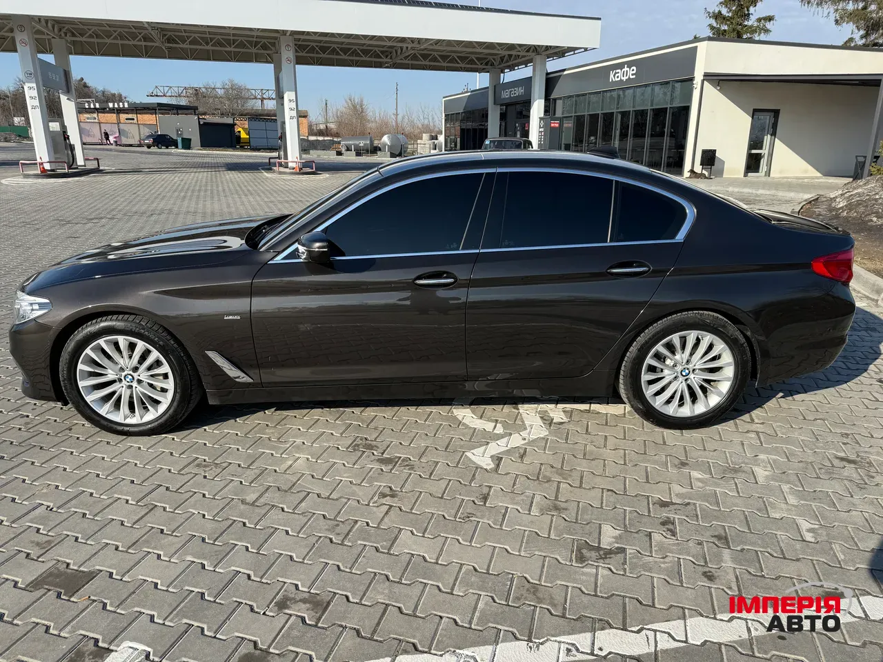 BMW 5 серії - фото 8