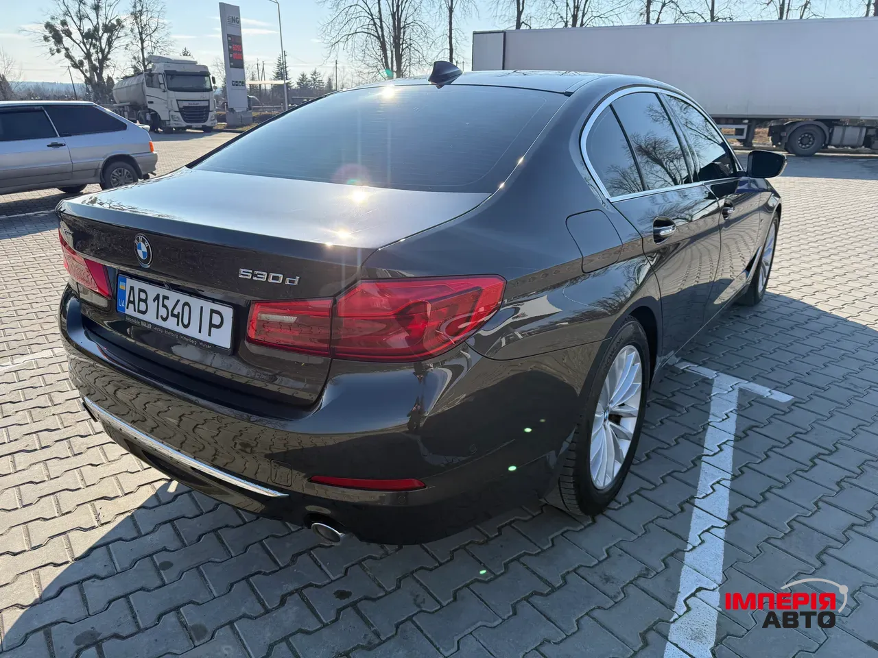 BMW 5 серії - фото 12