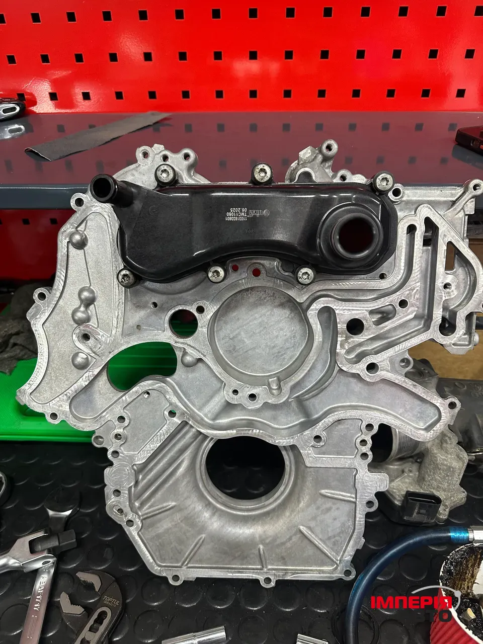 Volkswagen Touareg - фото 2