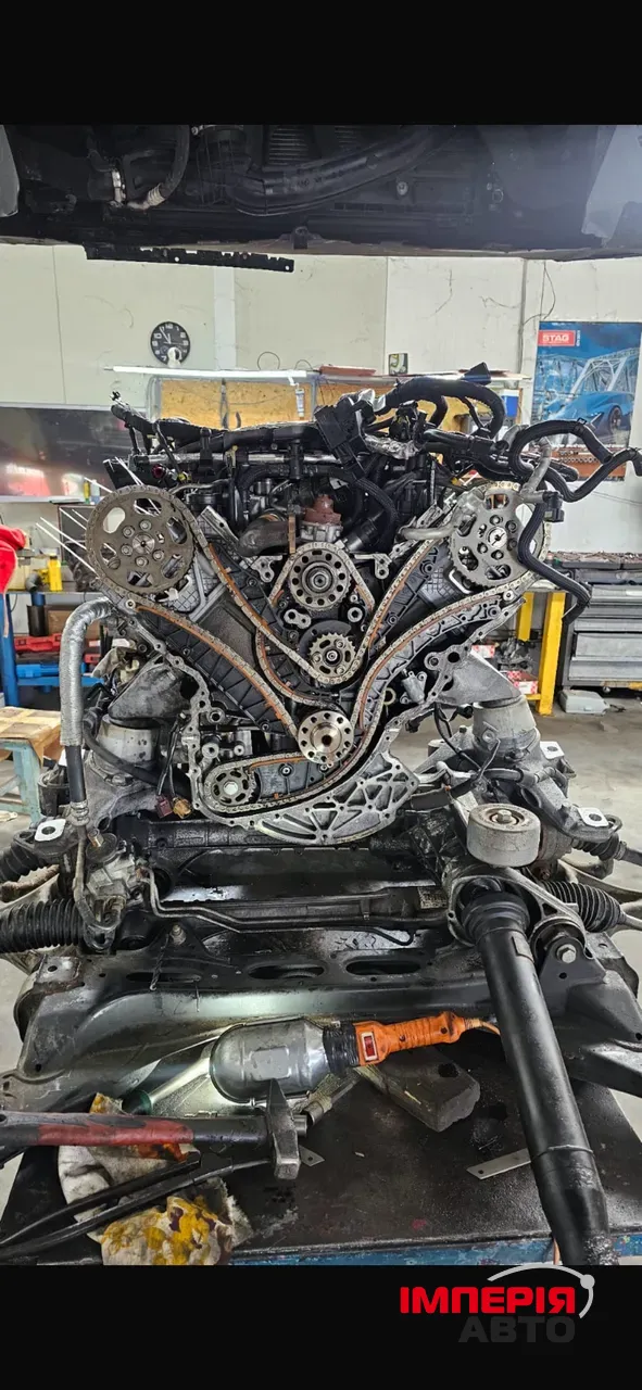 Volkswagen Touareg - фото 3