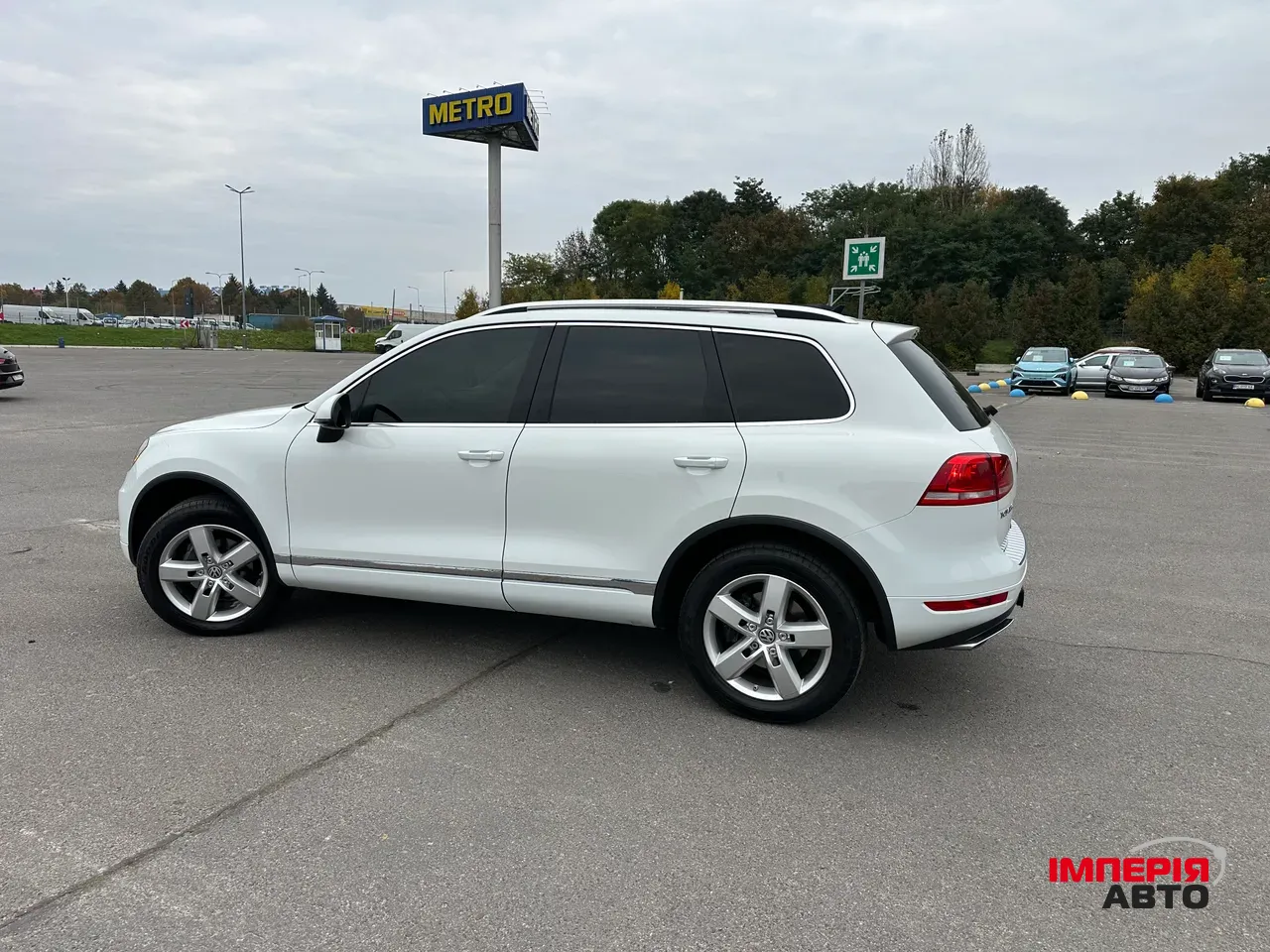 Volkswagen Touareg - фото 24