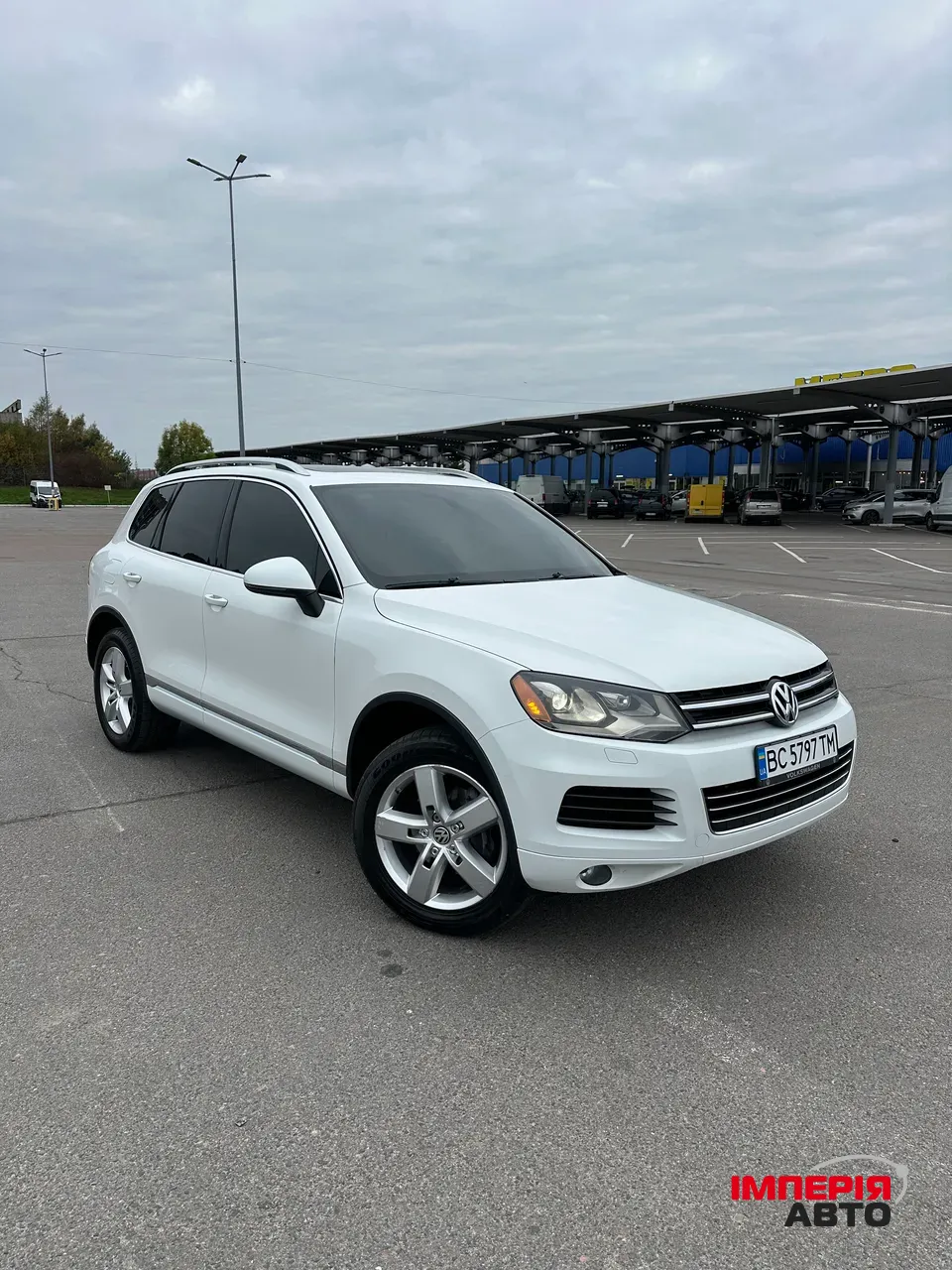 Volkswagen Touareg - фото 19