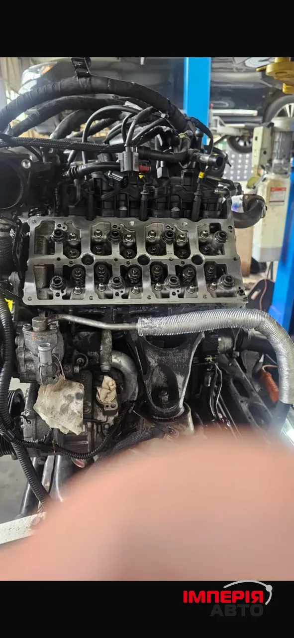 Volkswagen Touareg - фото 7