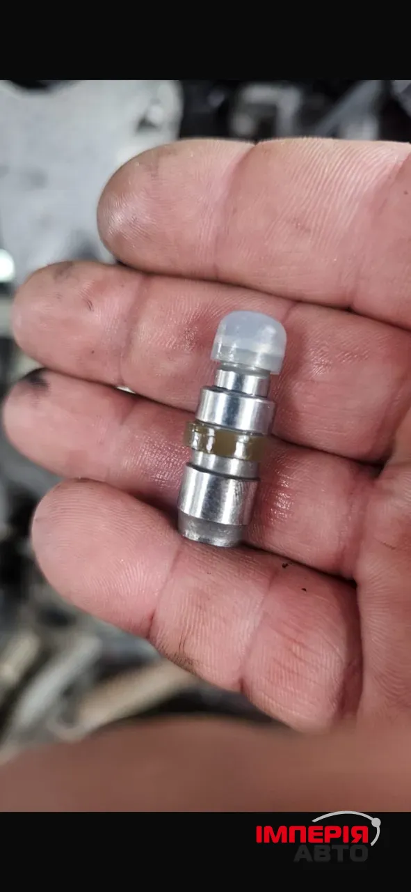 Volkswagen Touareg - фото 5