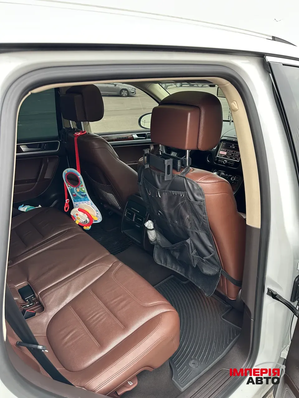 Volkswagen Touareg - фото 17