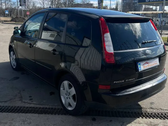 Ford C-MAX - фото 4