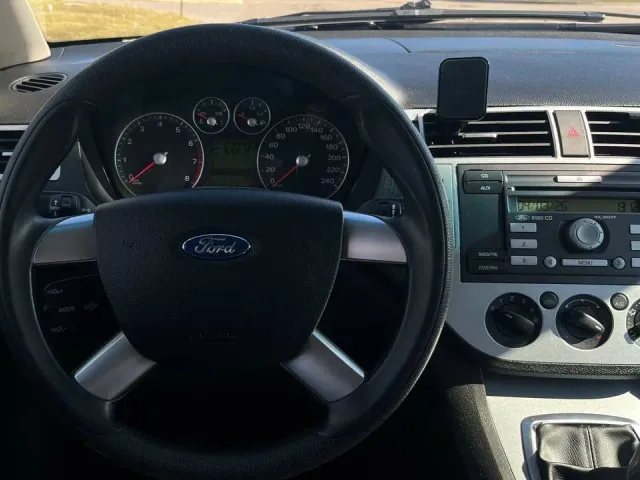 Ford C-MAX - фото 2