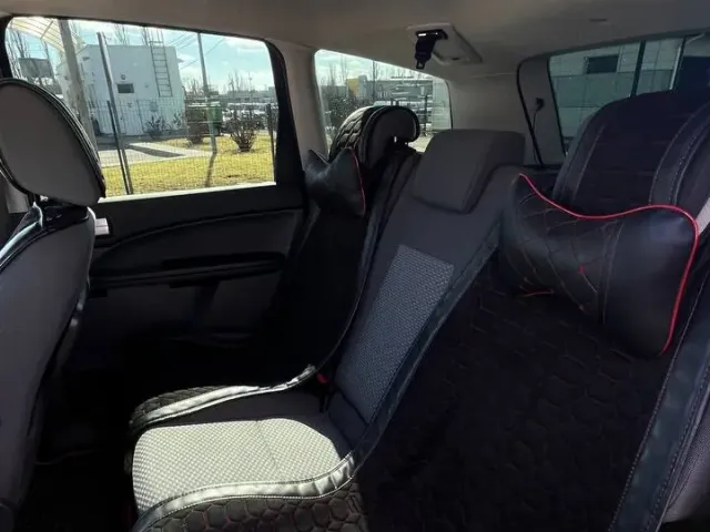 Ford C-MAX - фото 5