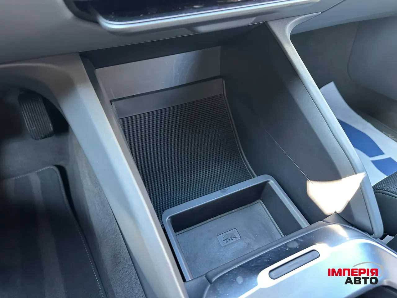 Lucid Air - фото 43