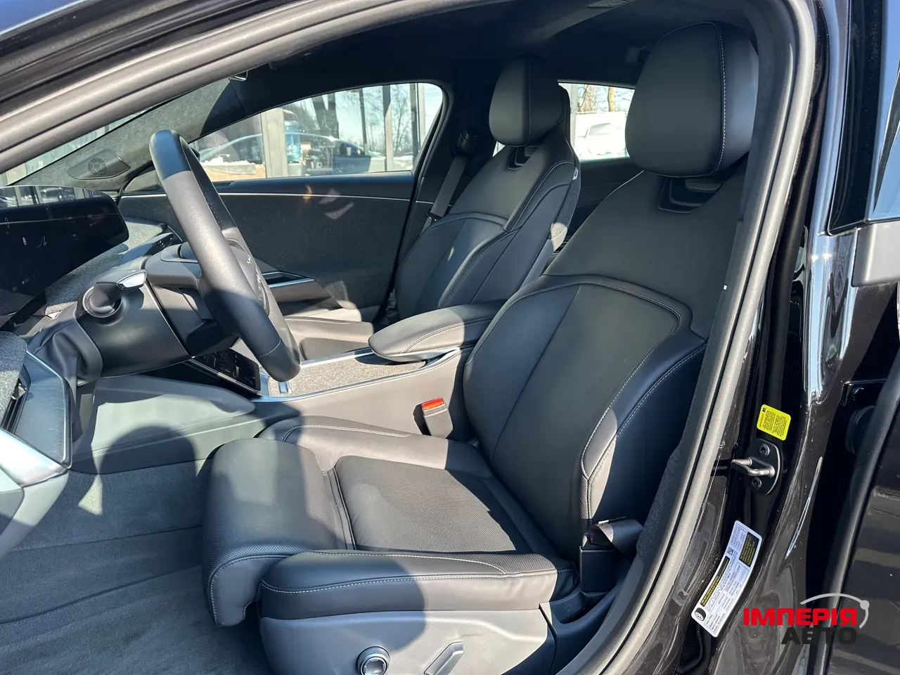 Lucid Air - фото 24