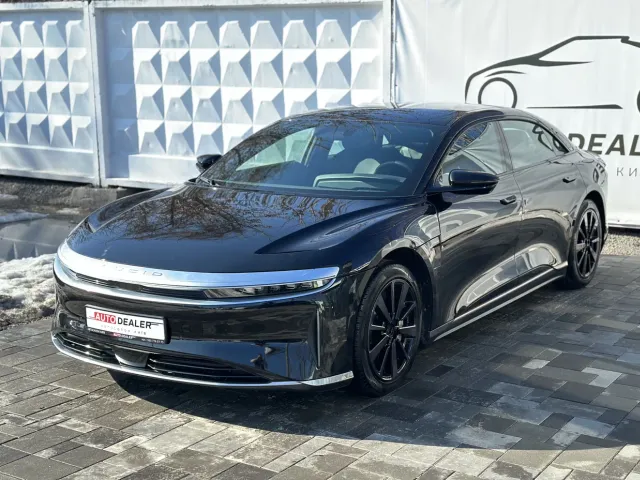 Lucid Air - фото 3