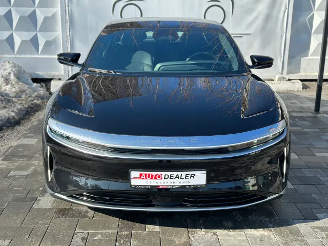 Lucid Air - фото 2