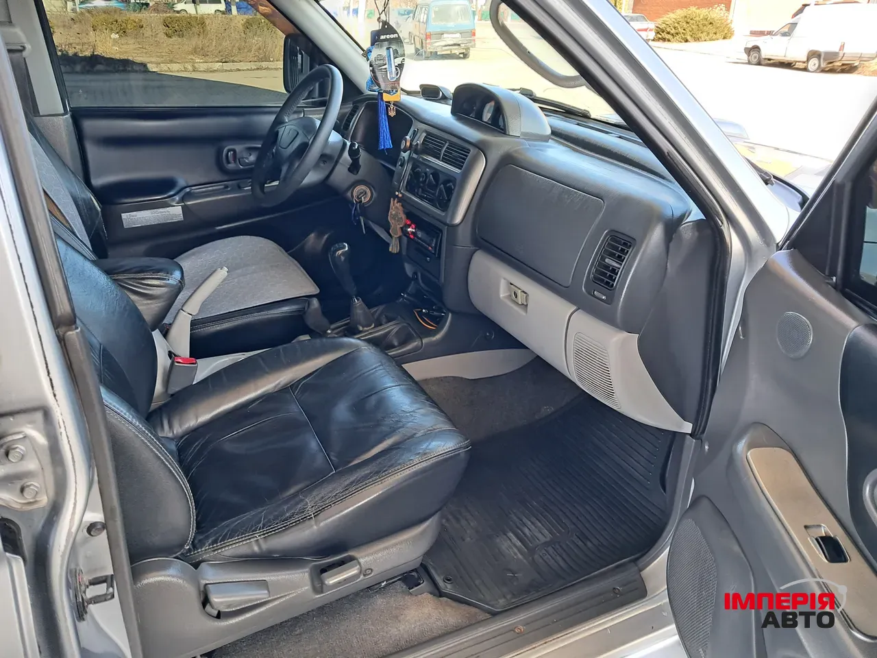 Mitsubishi Pajero Sport - фото 13