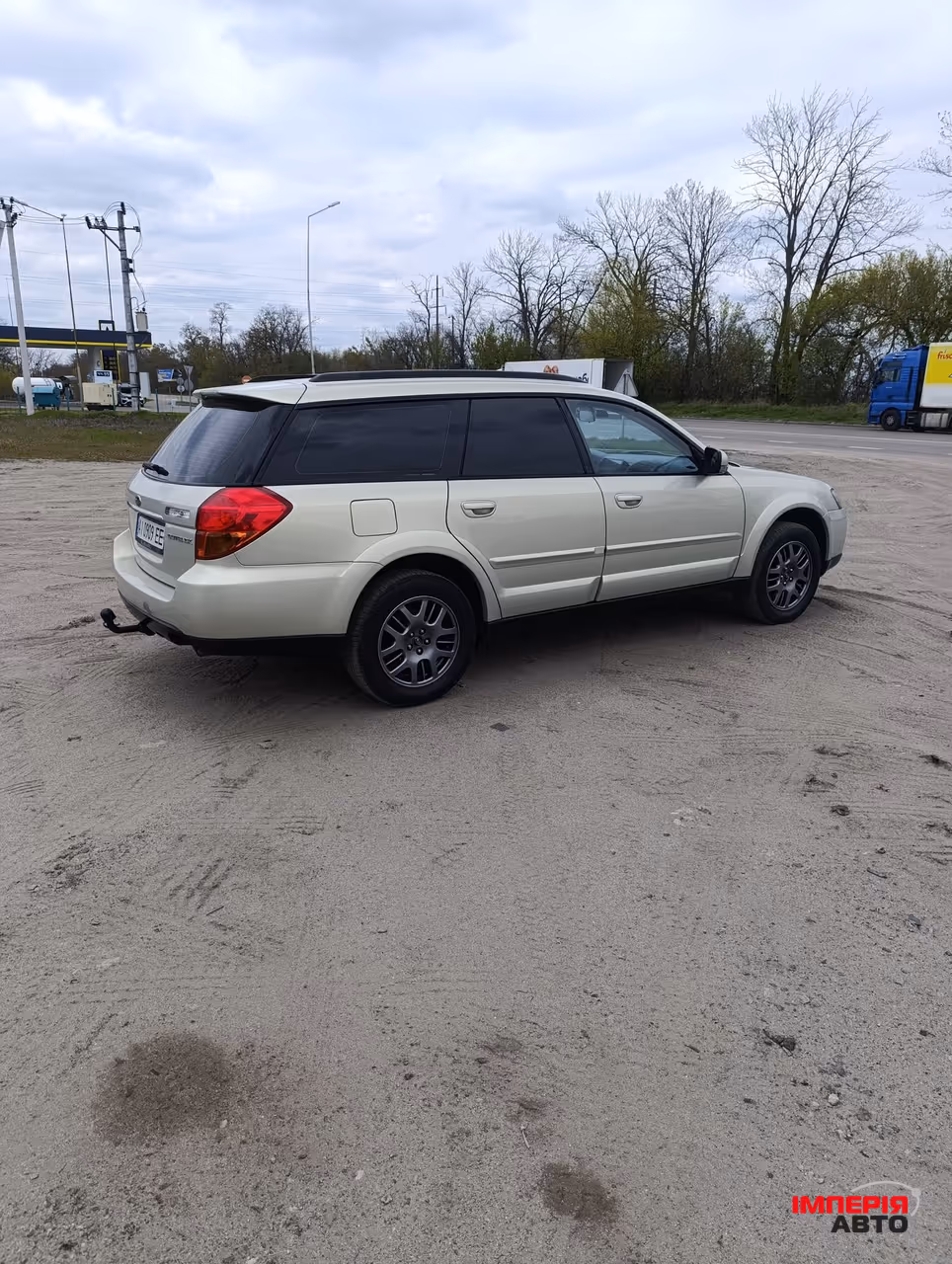 Subaru Legacy - фото 7