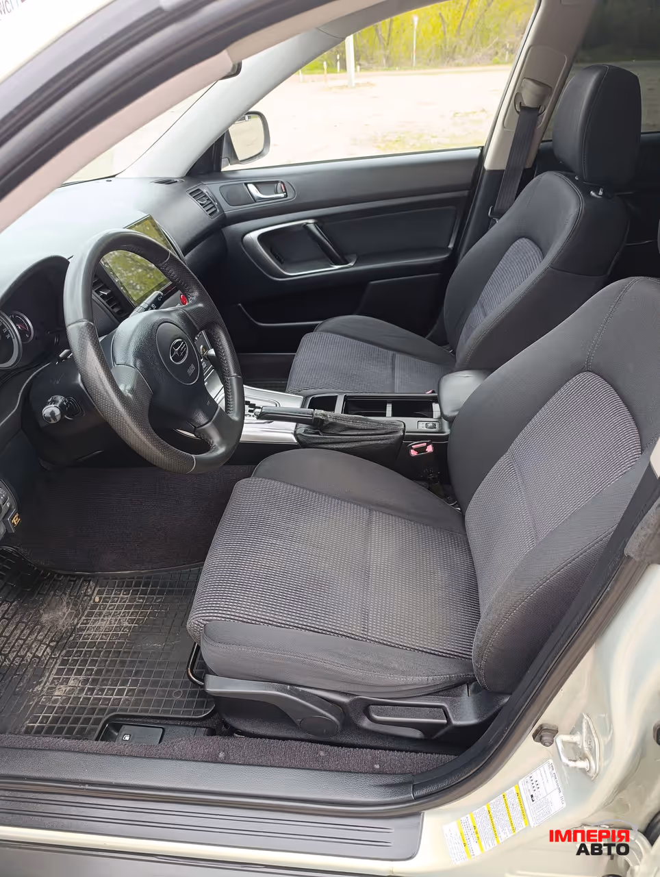 Subaru Legacy - фото 11
