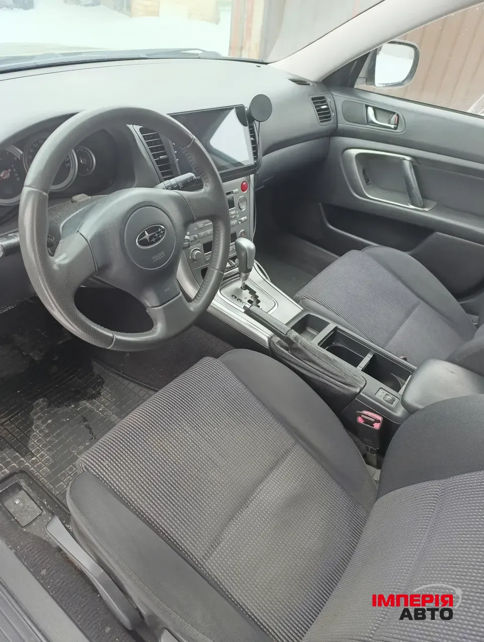 Subaru Legacy - фото 7