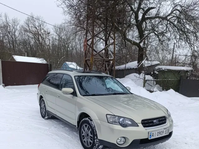 Subaru Legacy - фото 2