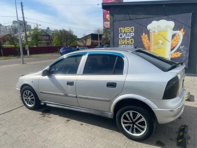 Opel Astra - фото 4