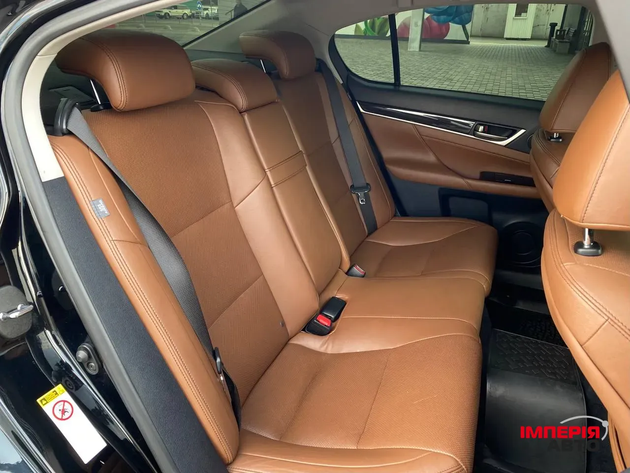 Lexus GS - фото 9