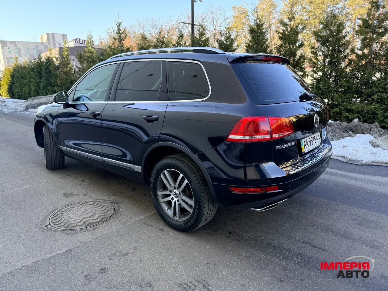 Volkswagen Touareg - фото 7