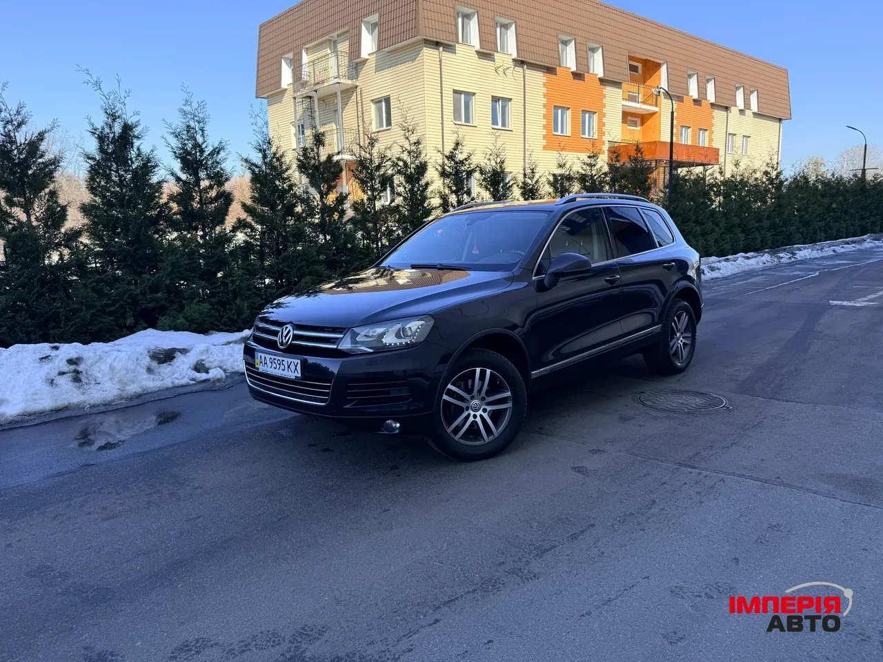 Volkswagen Touareg - фото 2