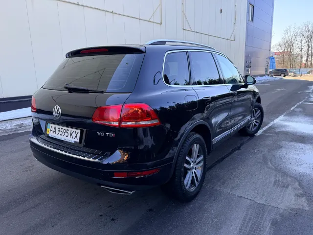 Volkswagen Touareg - фото 3
