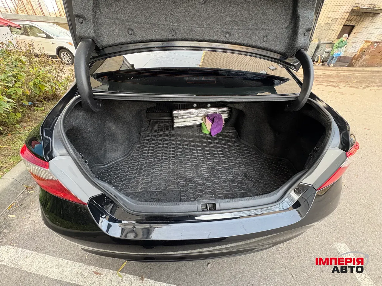 Toyota Camry - фото 7