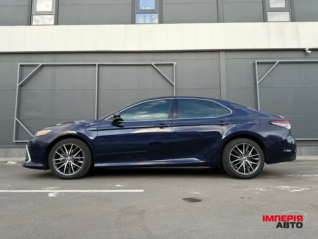 Toyota Camry - фото 6