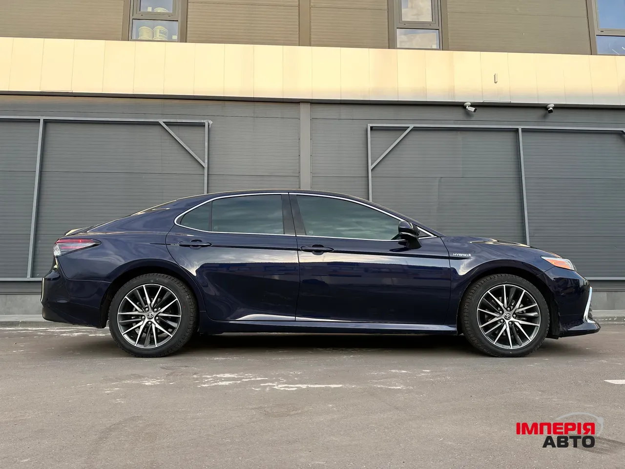 Toyota Camry - фото 5
