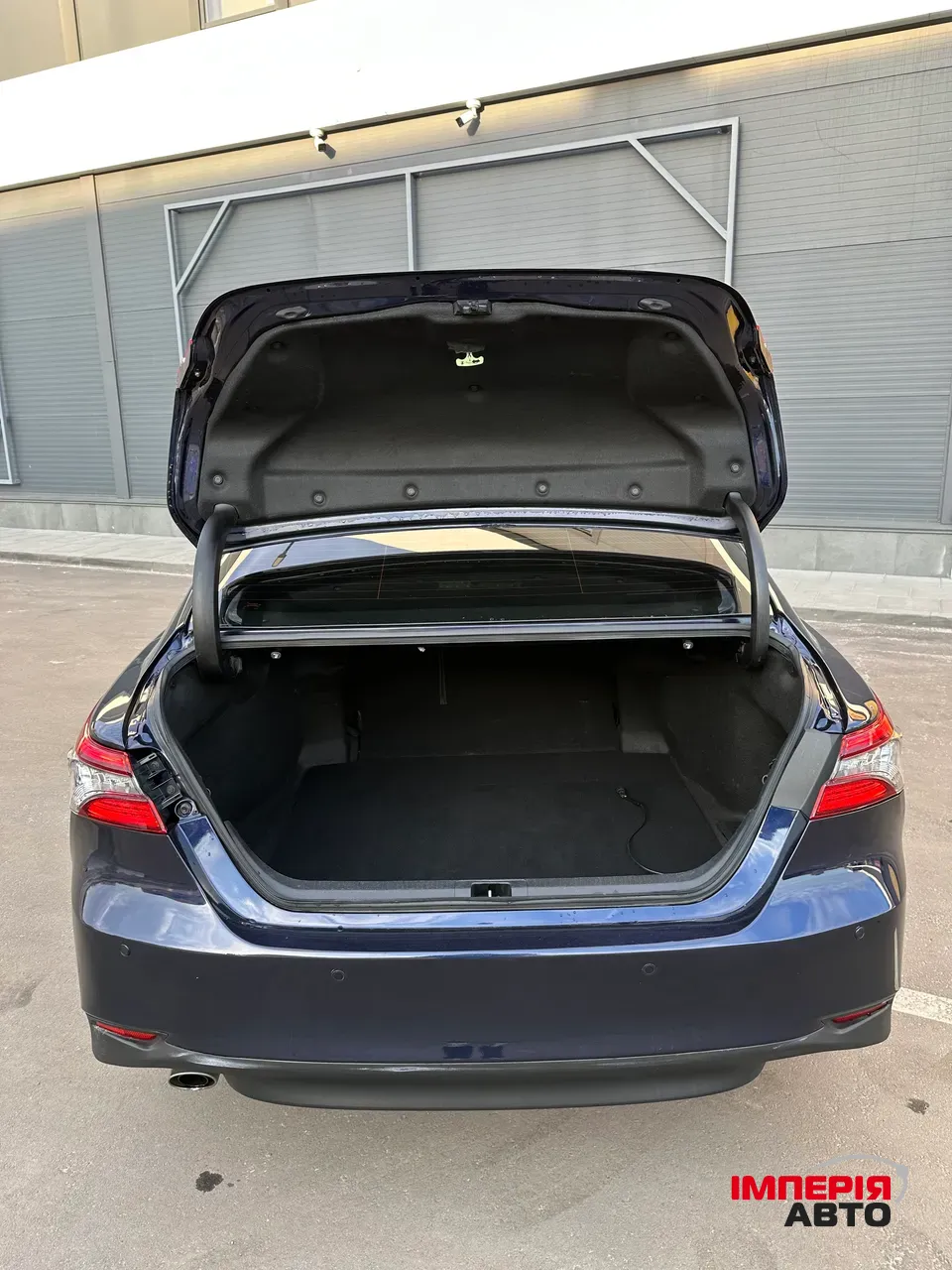 Toyota Camry - фото 12