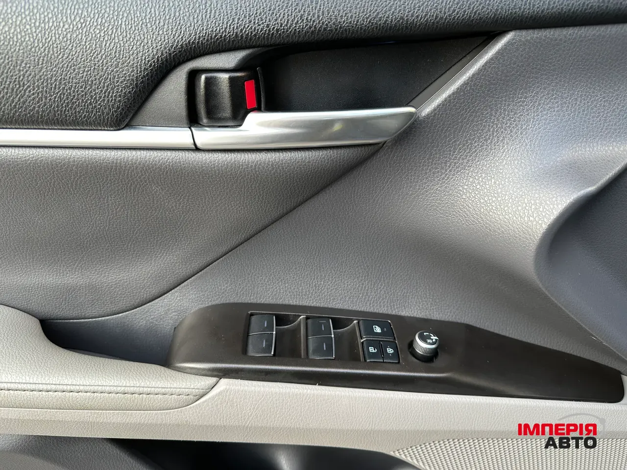 Toyota Camry - фото 33