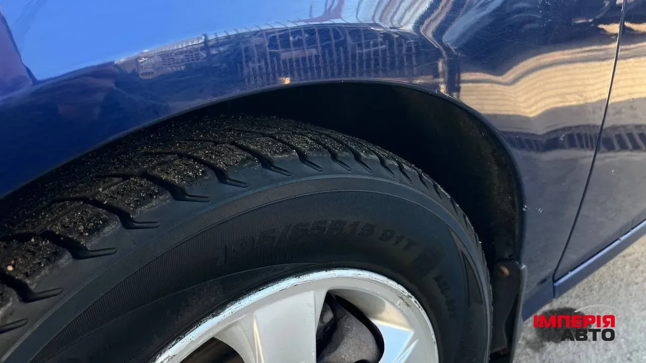 Hyundai Elantra - фото 10