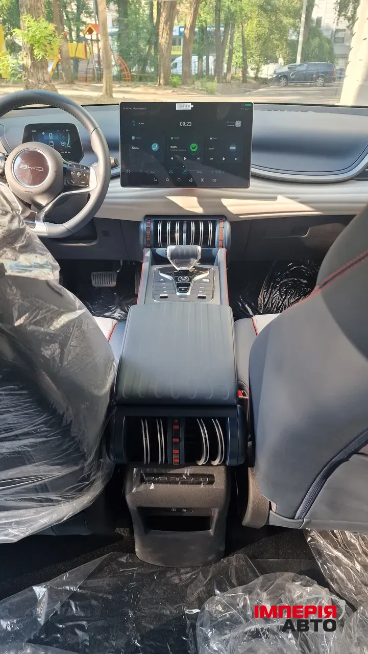 BYD Atto 3 - фото 14