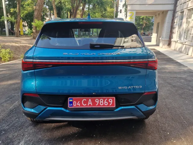 BYD Atto 3 - фото 5