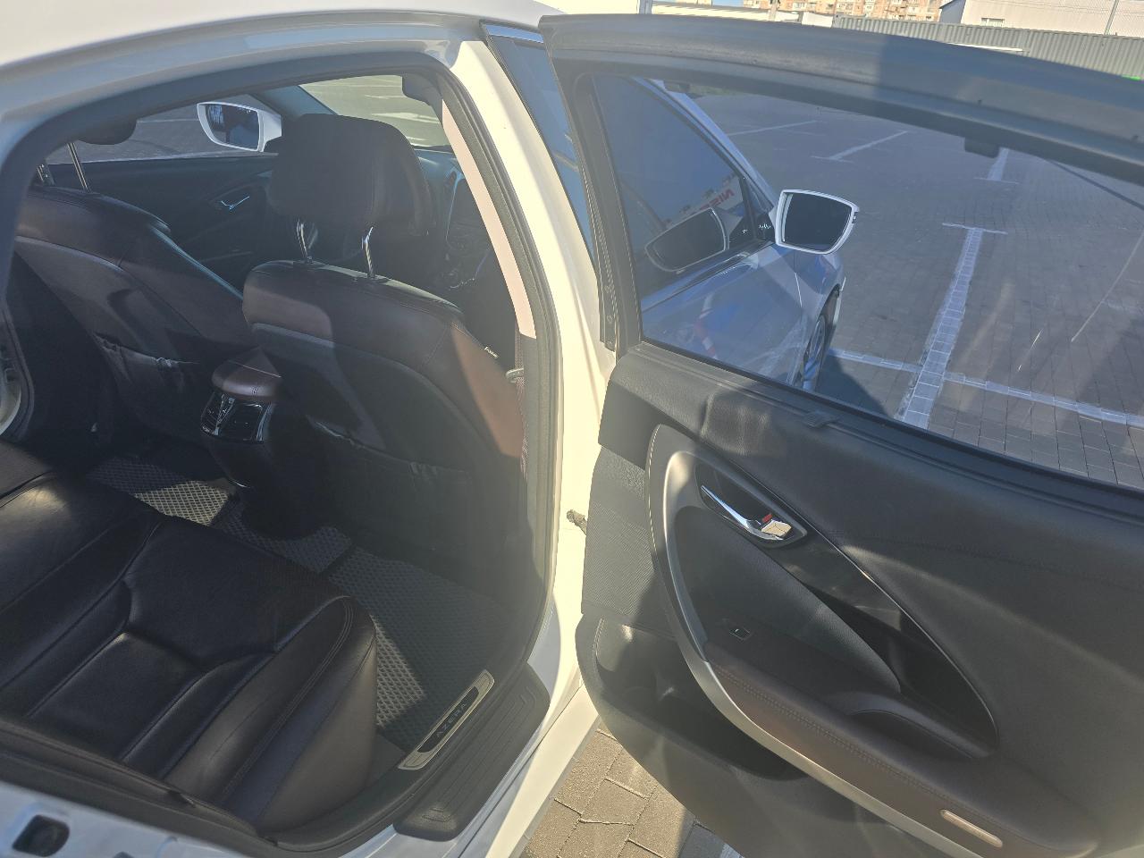 Hyundai Azera - фото 7