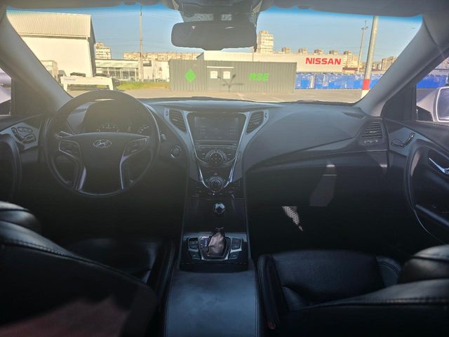 Hyundai Azera - фото 1