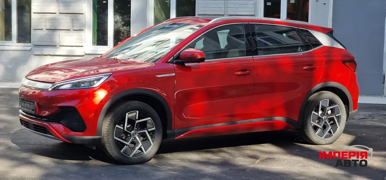 BYD Atto 3 - фото 4