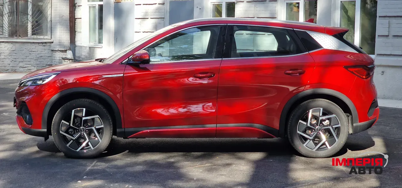 BYD Atto 3 - фото 5