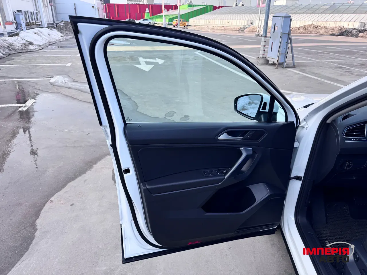 Volkswagen Tiguan - фото 33