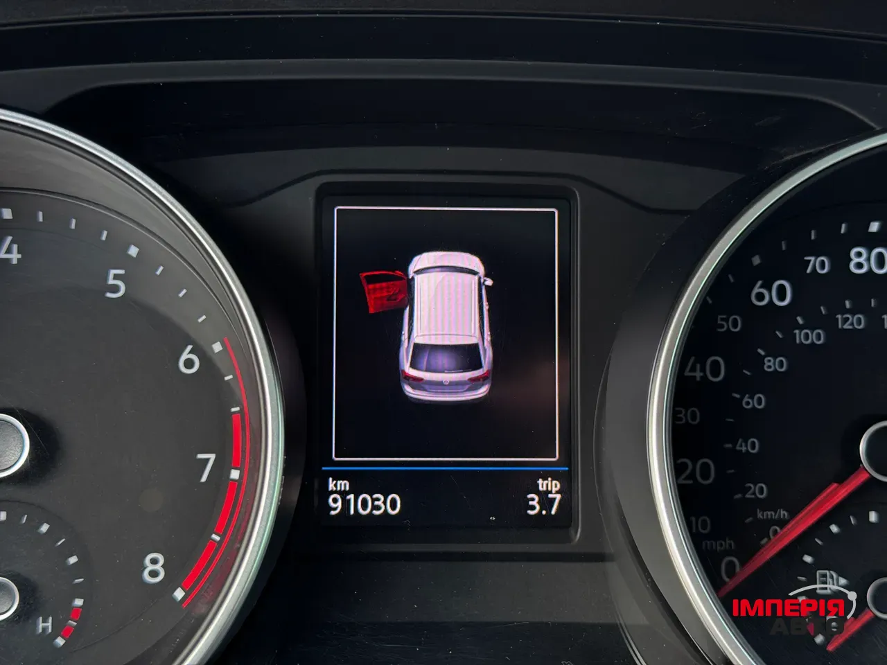 Volkswagen Tiguan - фото 15