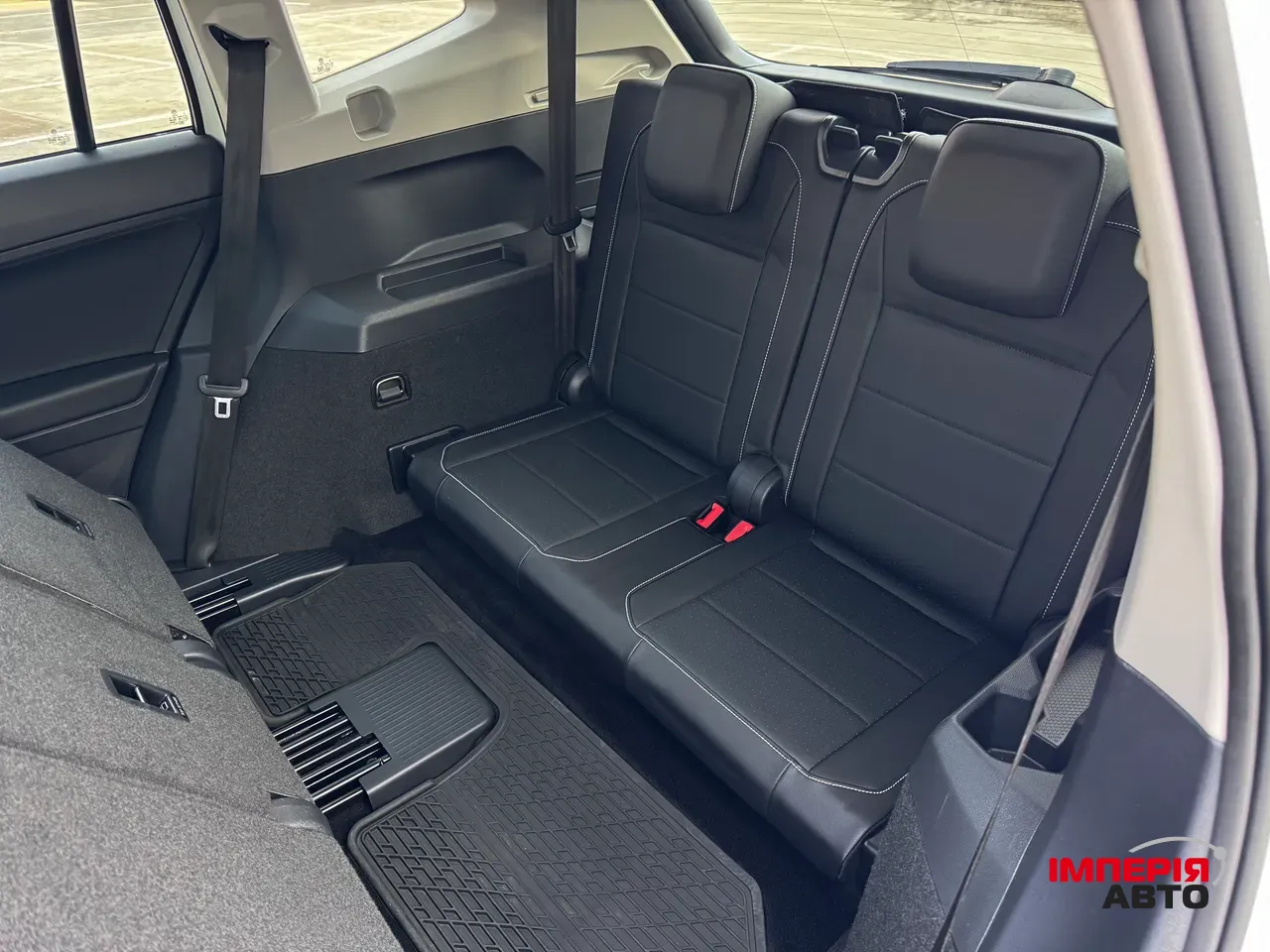 Volkswagen Tiguan - фото 13