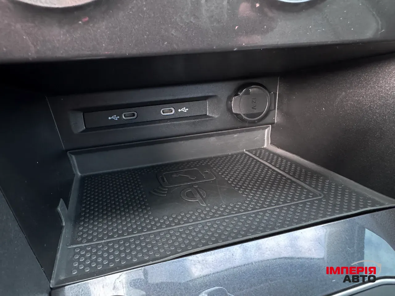 Volkswagen Tiguan - фото 22