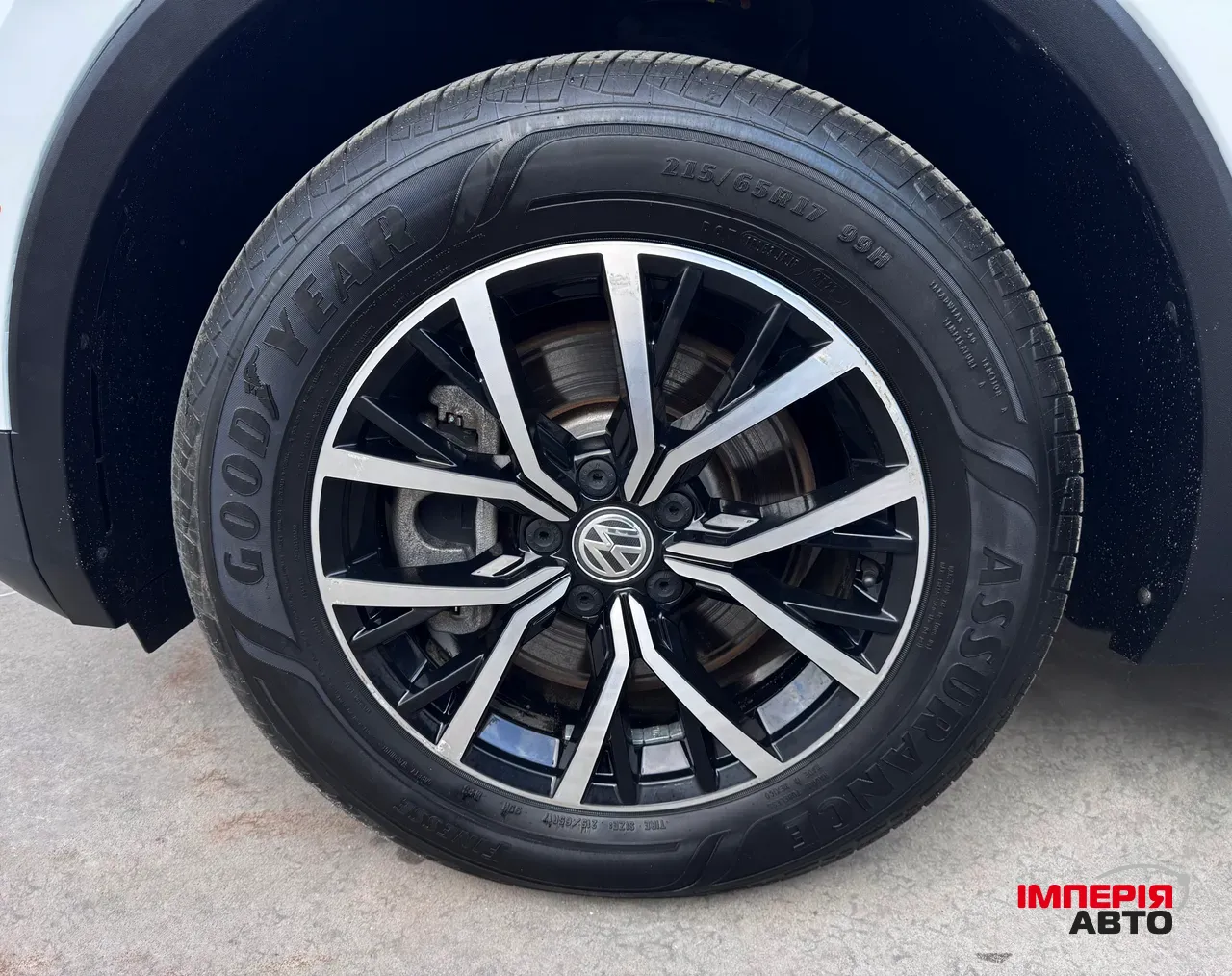 Volkswagen Tiguan - фото 40