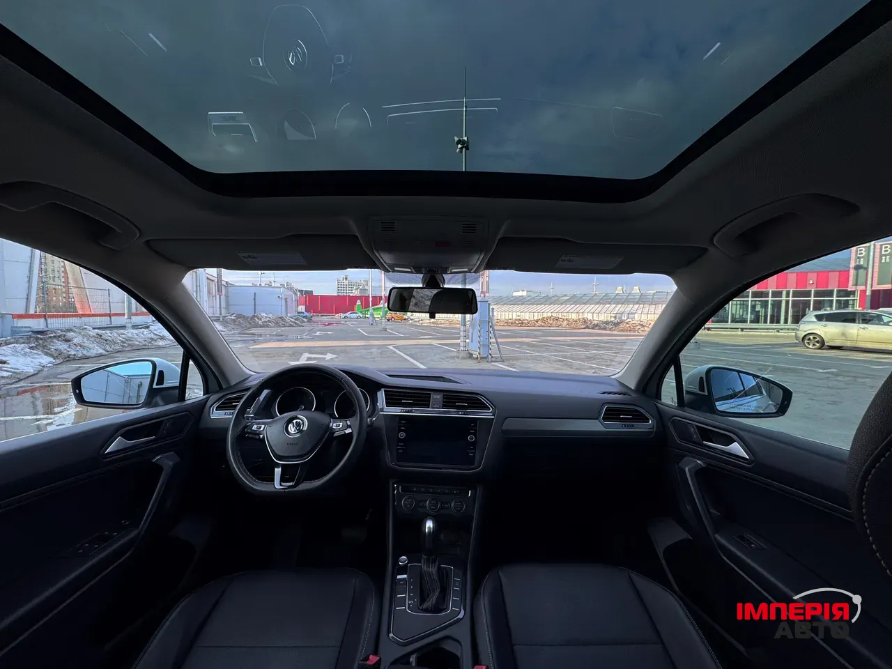 Volkswagen Tiguan - фото 28