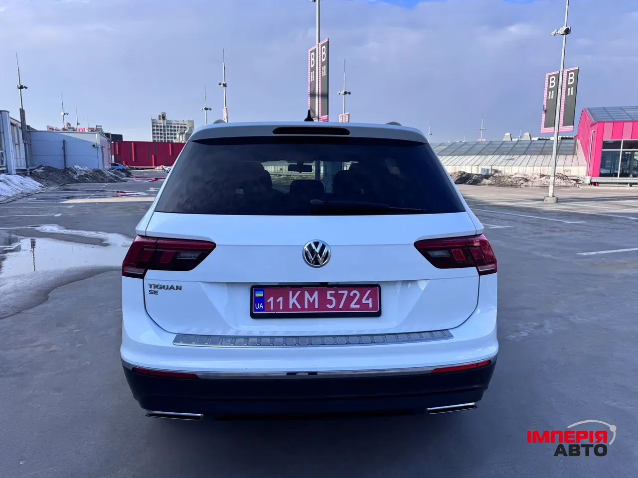Volkswagen Tiguan - фото 5