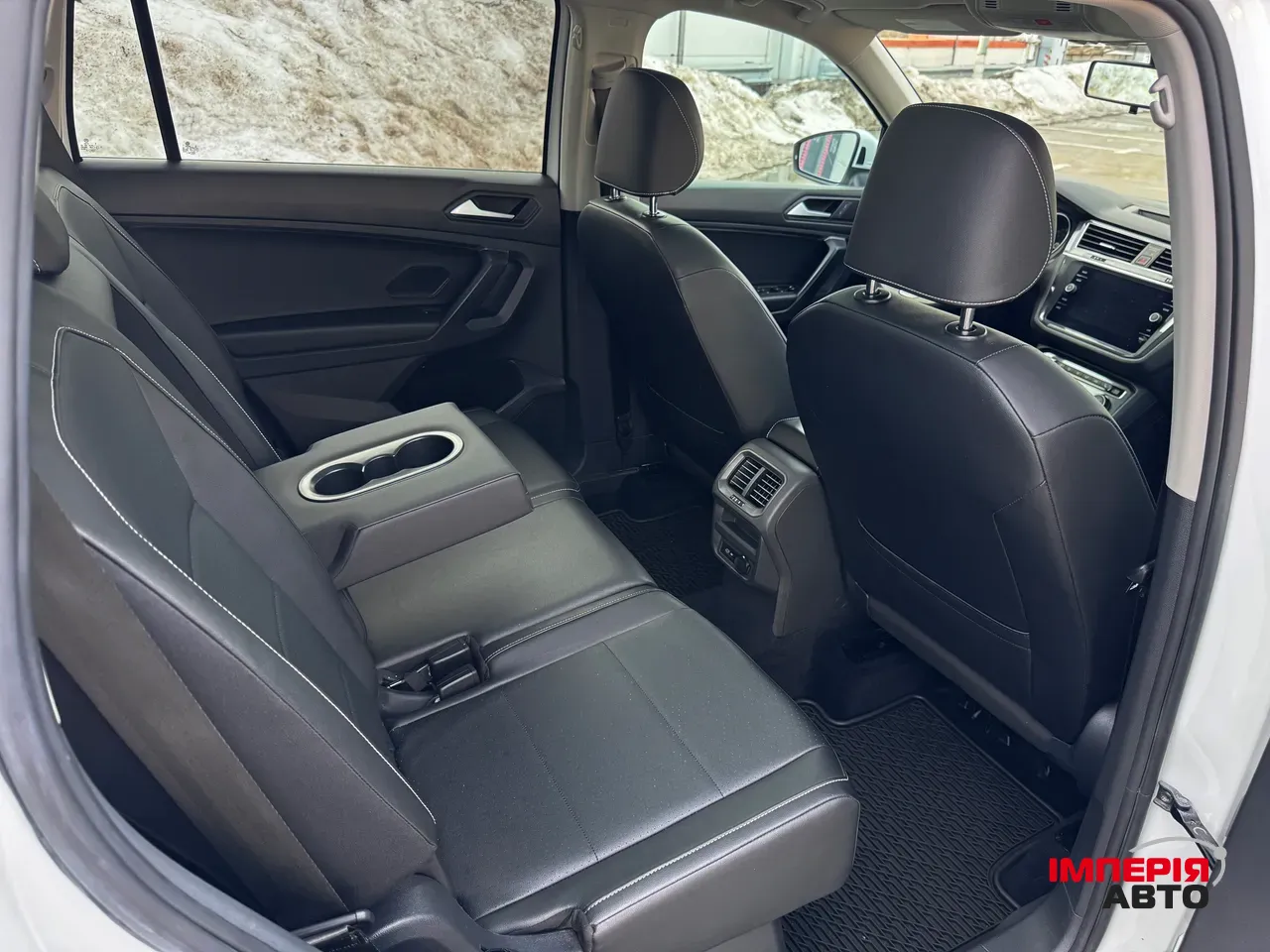 Volkswagen Tiguan - фото 27